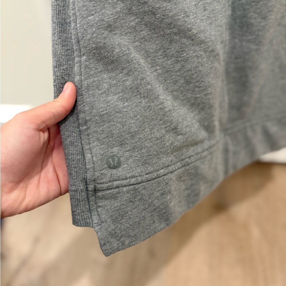 Lululemon Press Pause Funnel Neck Sweatshirt Size 4 - Picture 4 of 6